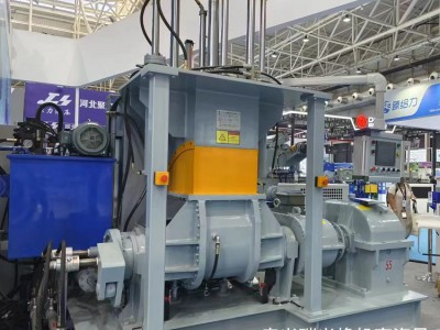 瑞興 18寸XK450液壓調距開煉機圖2